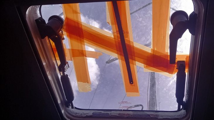 Zlomená lukna u jachty