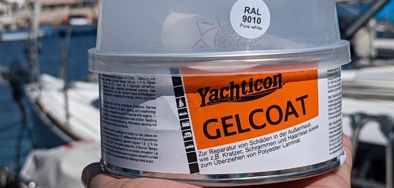 Jak opravit gelcoat na lodi?